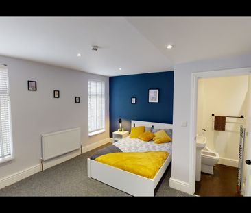 5 Bed Semi-Detached House, Strawberry Road, M6 - Photo 6