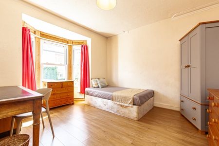 Marlborough Road, Grandpont - Photo 3