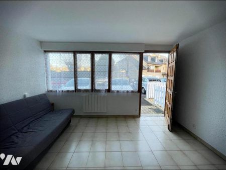 A LOUER STUDIO MEUBLE SAINT CHELY D APCHER - Photo 2