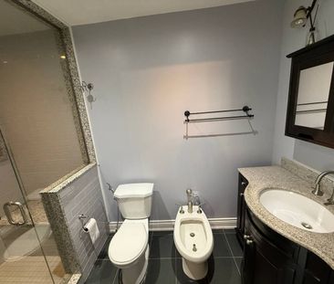 For Lease - 163 Weldrick Road, Richmond Hill, Ontario - Photo 2