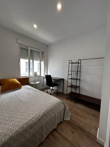 Calle de Fomento, Madrid, Community of Madrid 28013 - Photo 2