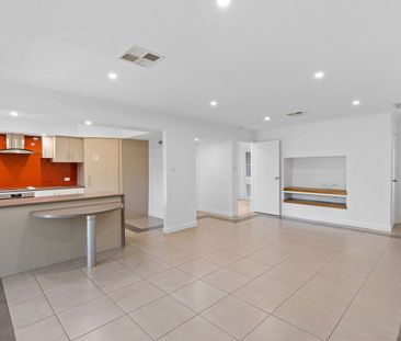 Your Next Family Home - Space, Comfort & Location - Photo 2