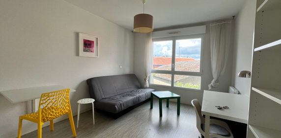Location Appartement 1 pièce 21m² CENON 33150 - Photo 2