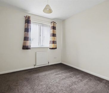 2 Bedroom House to let - Photo 4