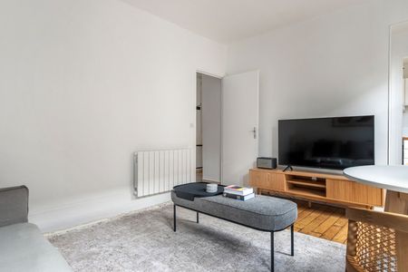 Avenue Simon Bolivar - Photo 2