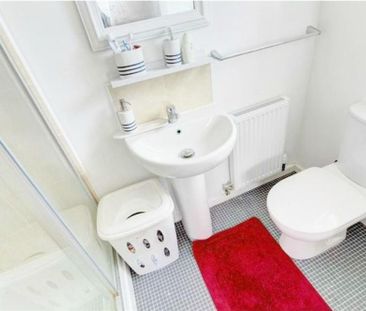 3 bedroom detached house to rent - Photo 6