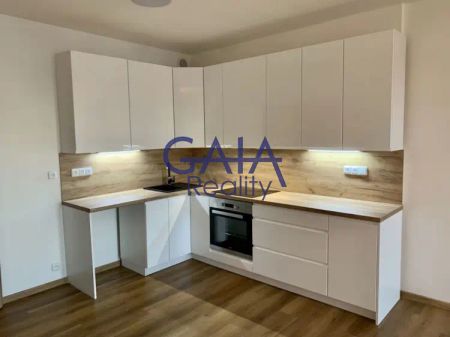 Moderní byt 2+kk s parkováním v centru Veselí nad Moravou - Photo 2