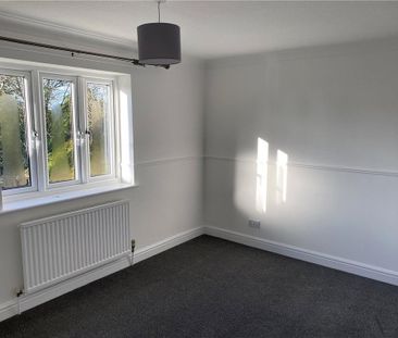 4 bedroom detached house to rent - Photo 5