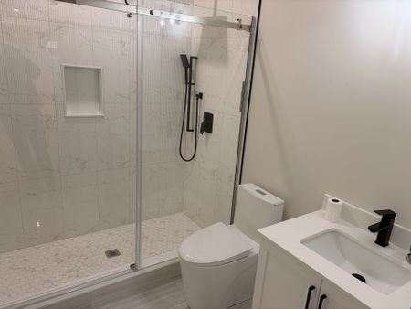 For Lease - 67 Creanona Boulevard Unit# Lower Level Unit, Hamilton, Ontario - Photo 2