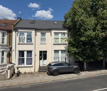 Flat 12, 52 Acton Lane, London NW10 8TU - Photo 2