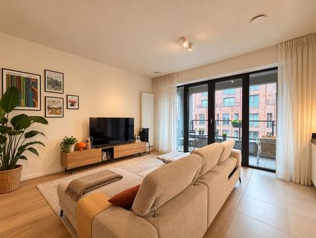 Appartement te huur - Foto 2