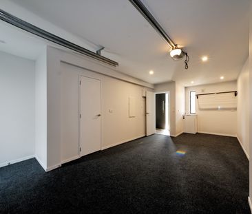 Sleek Chic Hobsonville Townhouse - Photo 1