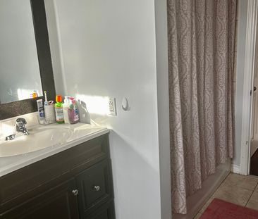 For Lease - 1 Waverly Place Unit# 6, London East, Ontario - Photo 1