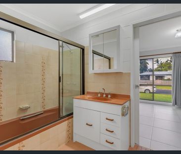 Just listed: Fresh 3-Bedroom Home in Edmonton! - Photo 4