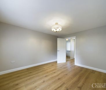 12 Belvoir Crescent, Belfast, BT8 7EJ - Photo 5