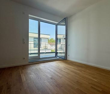 Neubau: Charmante Zwei-Zimmerwohnung mit Balkon und Tiefgarage in D... - Photo 2