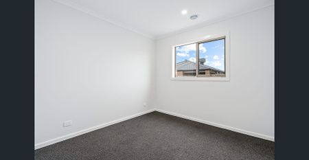 Family home offering comfort and style - Photo 4