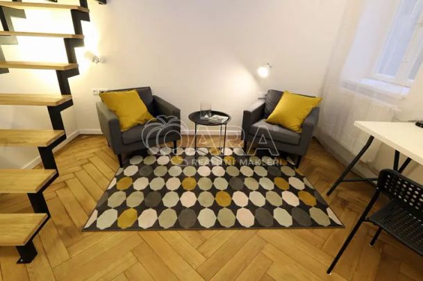 Krásný prostorný byt 2+1 (58 m) v centru Prahy 1 Hybernská ulice - Фото 1