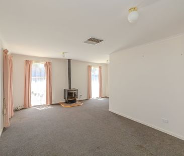 3 Bedroom Home in Quiet Irymple Location - Photo 1