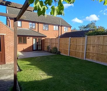 Leas Road, Sleaford, Great Hale - Photo 2