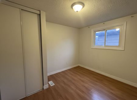 For Lease - 467 Drummerhill Crescent, Waterloo, Ontario - Photo 2