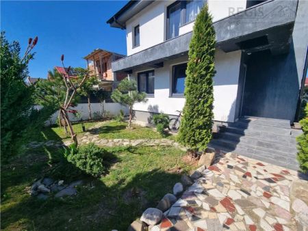 Casa moderna de patru camere zona Ghimbav - Fotografie 5