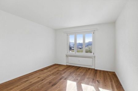 Renovierte 3.5-Zimmerwohnung mit Charme an zentraler Lage - Foto 2