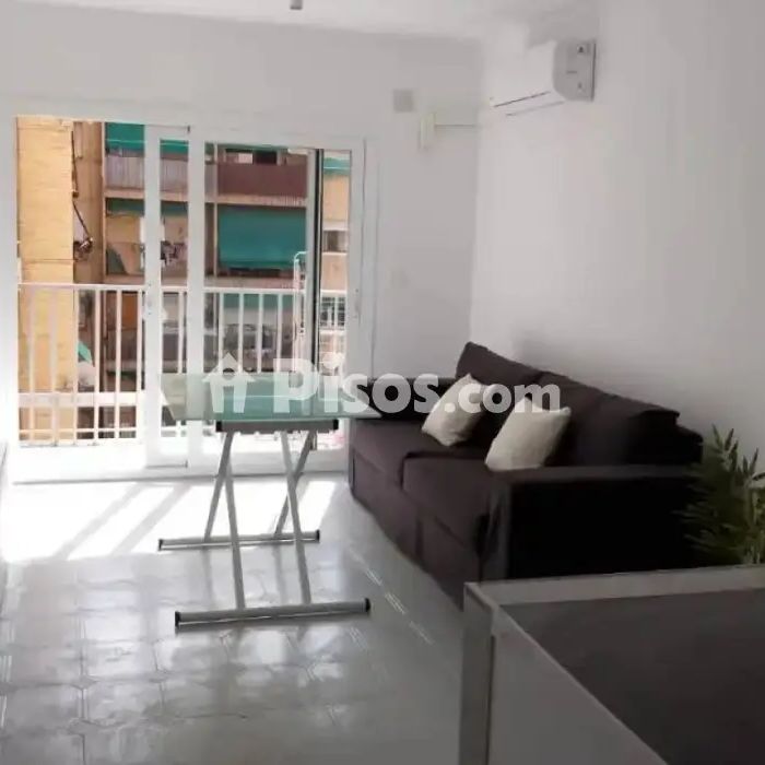 Piso en alquiler en Centro-Catedral - Photo 1