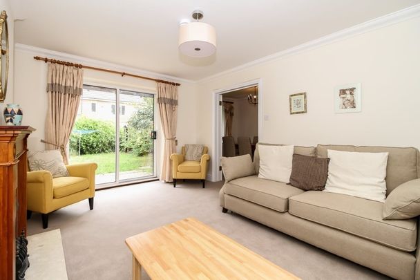 Riverside Road, Oxford - Photo 1