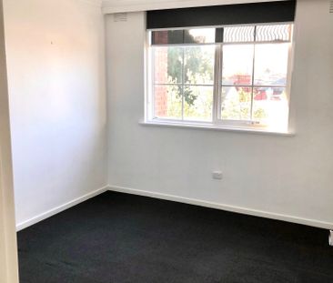 20/9 Milton Street, Ascot Vale VIC 3032 - Photo 4