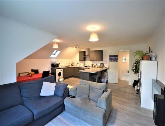 2 Bedroom Apartment To Let - Photo 1