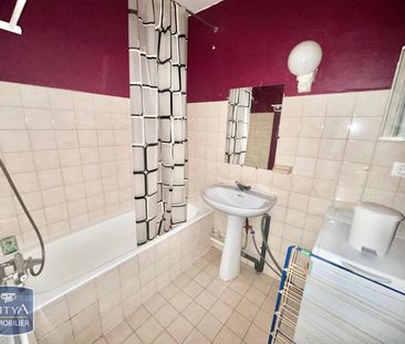 Location Appartement 2 pièces 38m² LYON 7ème - Photo 2