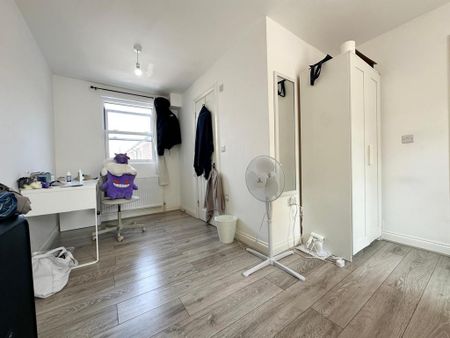 5 bedroom house to rent - Photo 3