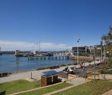 2 BEDROOM UNIT - WALK TO THE BEACH - Photo 4