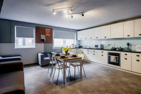 6 Bed Standard - Photo 3