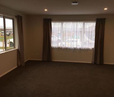 Executive Four Bedroom Home - Photo 4