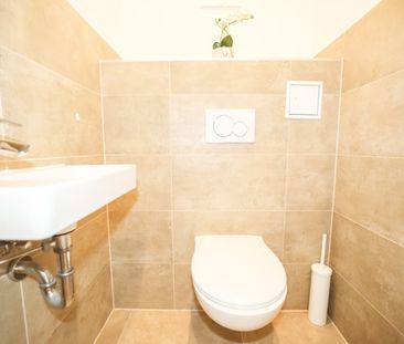 WOW I MODERN SANIERT I OFFENE KÜCHE I 4. STOCK MIT LIFT I BADEWANNE... - Foto 4