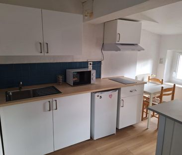 Location Appartement 1 pièce 22m² BORDEAUX 33000 - Photo 3