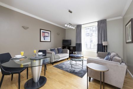 High Street - Photo 4