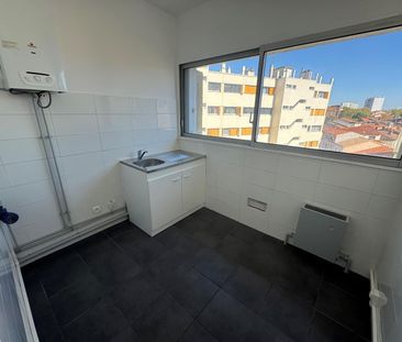 TOULOUSE / Location Appartement 3 Pièces 50 m² - Photo 6
