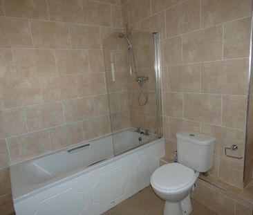 Warbreck Hill Road Flat B - Photo 6