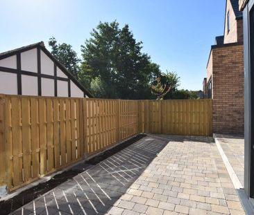 The Mount, Hale Barns, Altrincham, WA15 - Photo 1