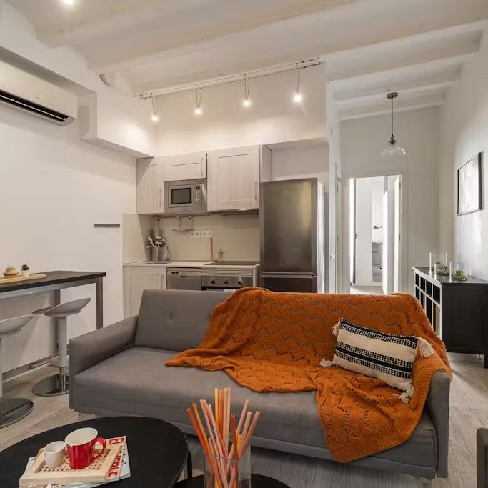 Carrer de l'Hospital, Barcelona, Catalonia 08001 - Photo 1