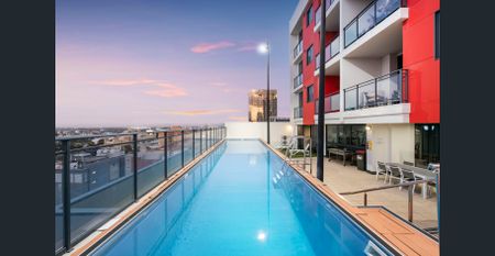 FULLY FURNISHED 1 BEDROOM APARTMENT AT ZENITH! - Photo 5