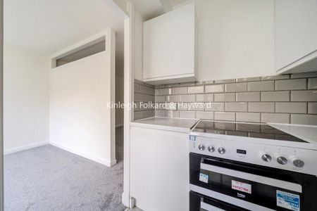 Studio to rent - Photo 5