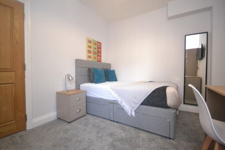 1 bedroom Flat To Let - Photo 5
