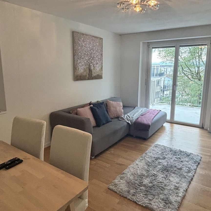 3 ZI-WOHNUNG IN ZÜRICH - KREIS 11 SEEBACH, MÖBLIERT, TEMPORÄR - Photo 1