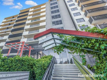 Modern Unit in the Heart of Chermside - Photo 5