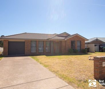 FOUR BEDROOM HOME - Photo 6