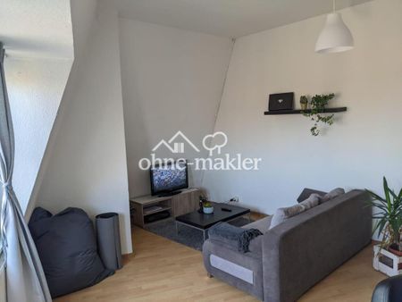 Schöne renovierte Wohnung - ruhig & zentral gelegen: 2-ZKB mit Einbauküche - Photo 3